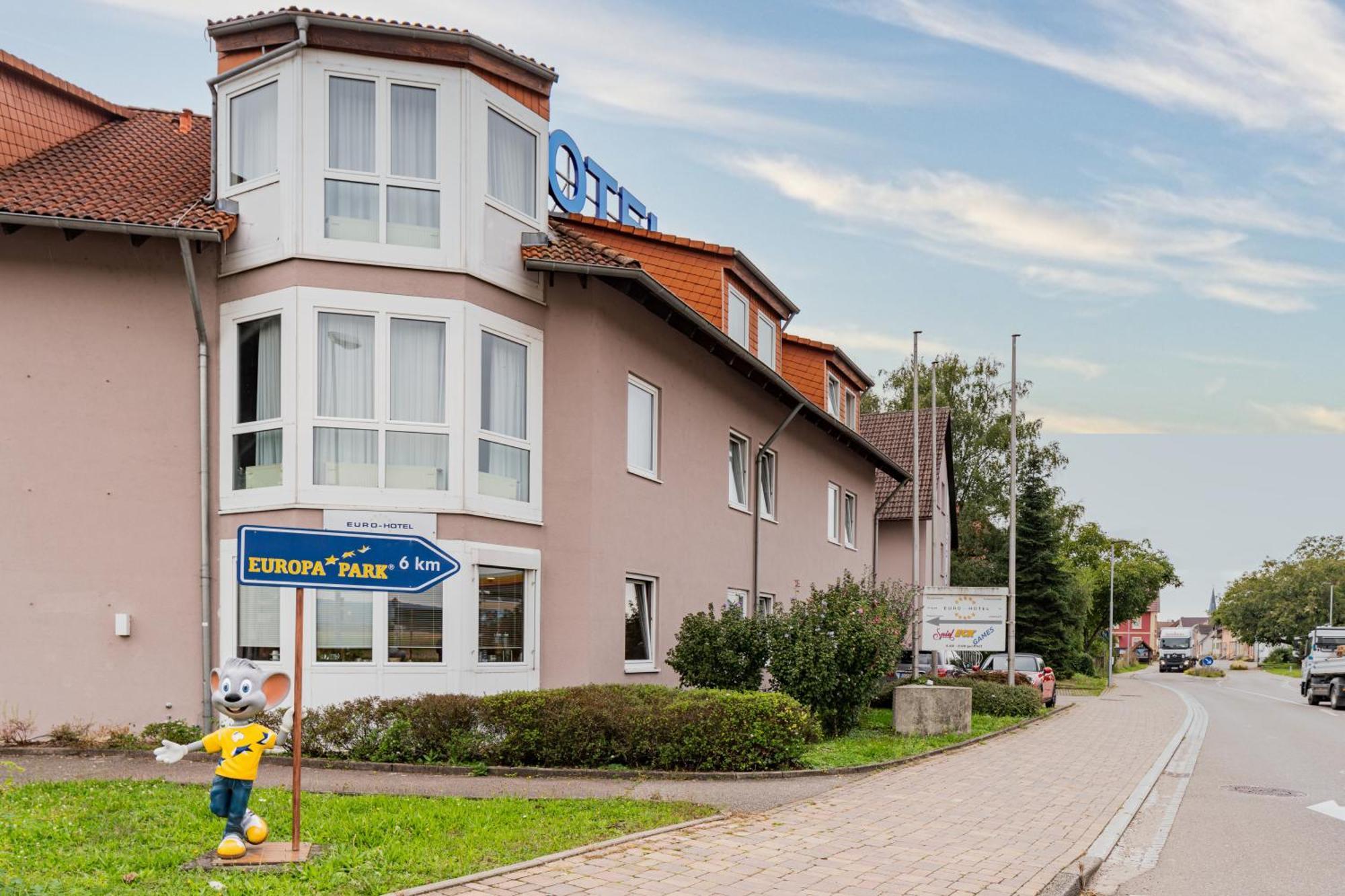 Euro-Hotel Kappel-Grafenhausen Ngoại thất bức ảnh