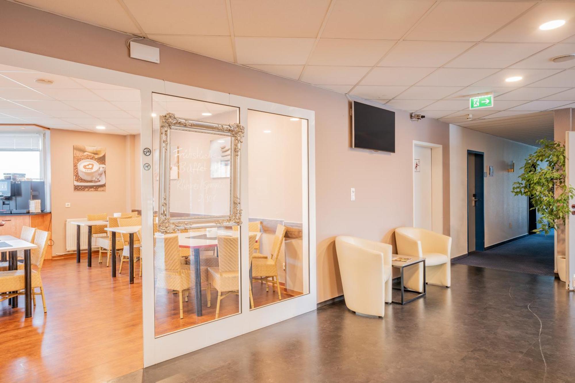 Euro-Hotel Kappel-Grafenhausen Ngoại thất bức ảnh