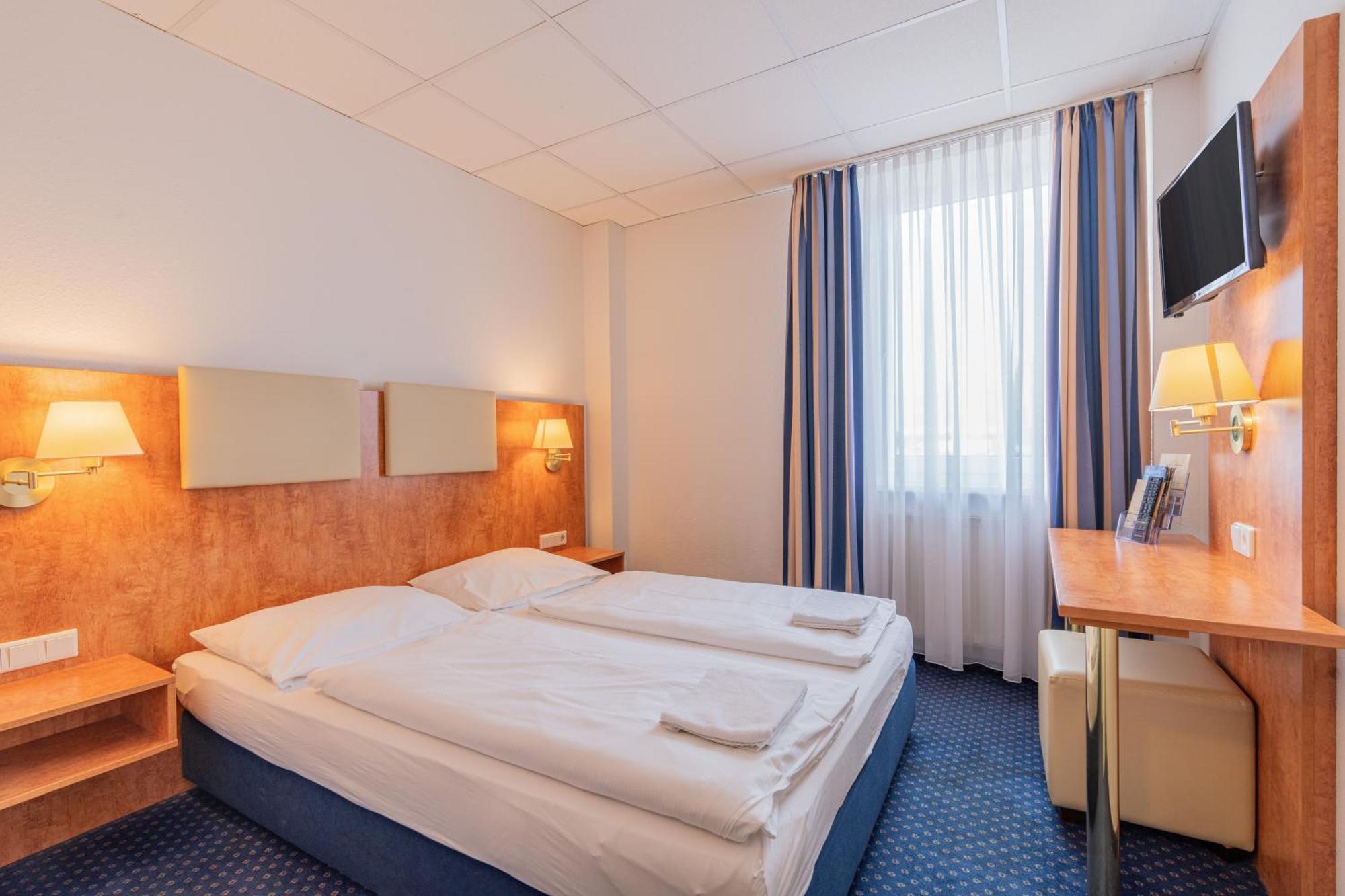 Euro-Hotel Kappel-Grafenhausen Ngoại thất bức ảnh